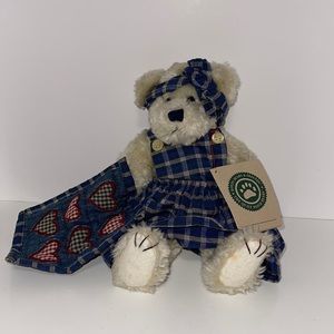 Vintage 1985 11" Boyd's Bear and Friends Quilt Patch Bears
